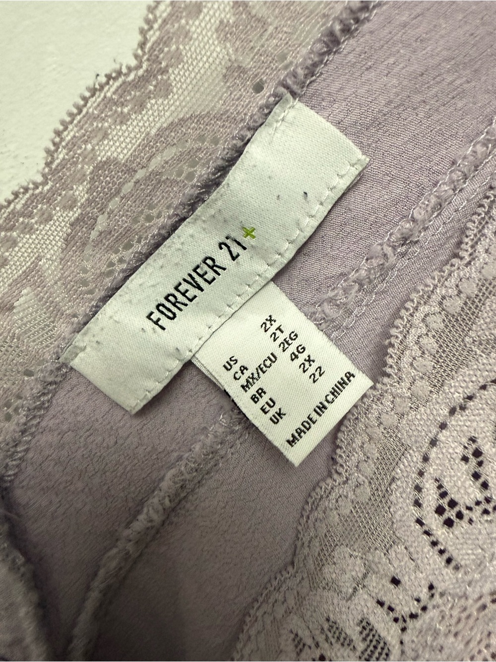 Forever 21+ Lavender Purple Button Up Lace Vneck Crop Top Size 2X (5-7) - Picture 4 of 12
